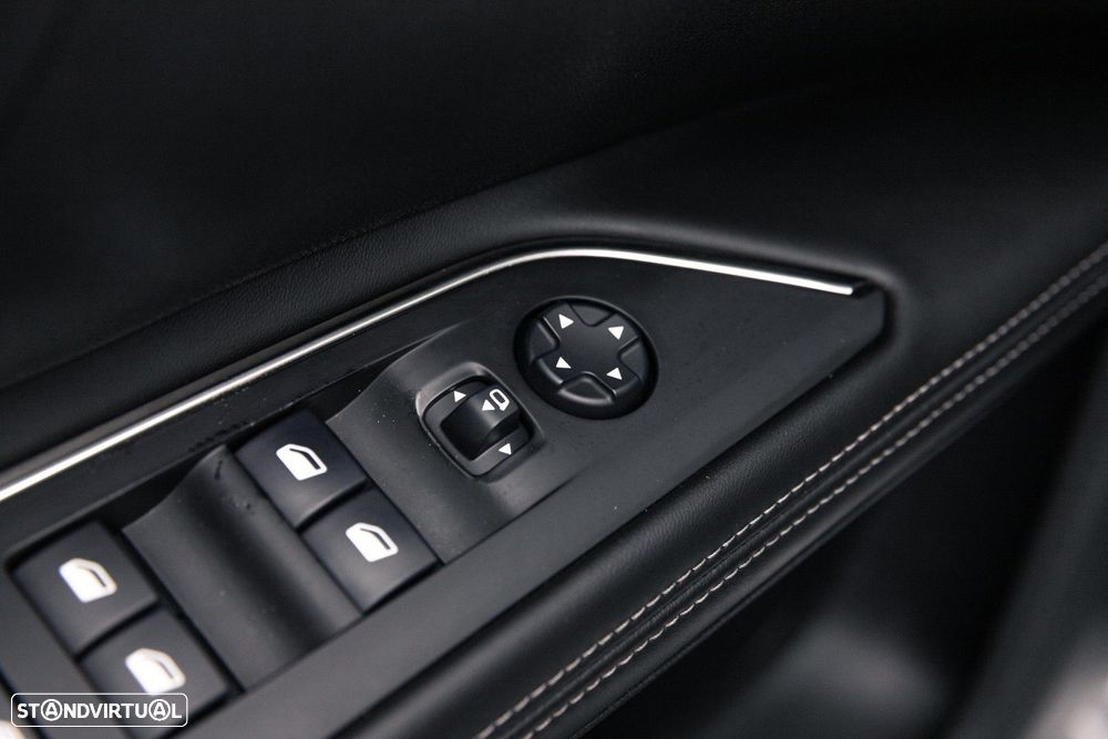 Peugeot 5008 1.5 BlueHDi Allure EAT8 - 38