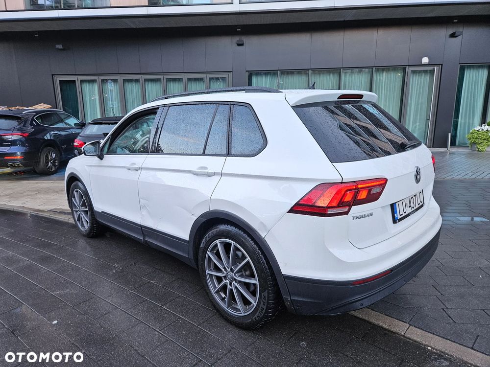 Volkswagen Tiguan - 4