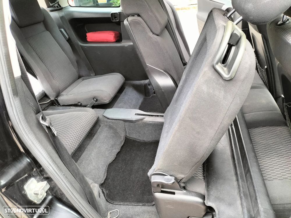 Opel Zafira 1.6 16V Elegance - 7