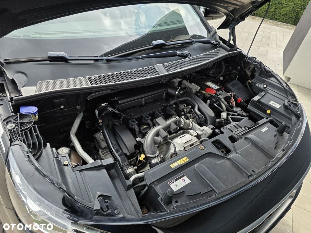 Peugeot 3008 1.6 THP Allure S&S EAT6 - 17