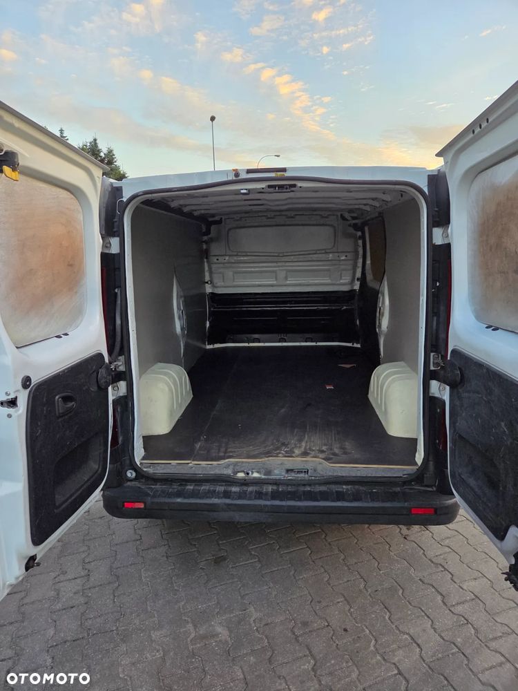 Renault Trafic - 8