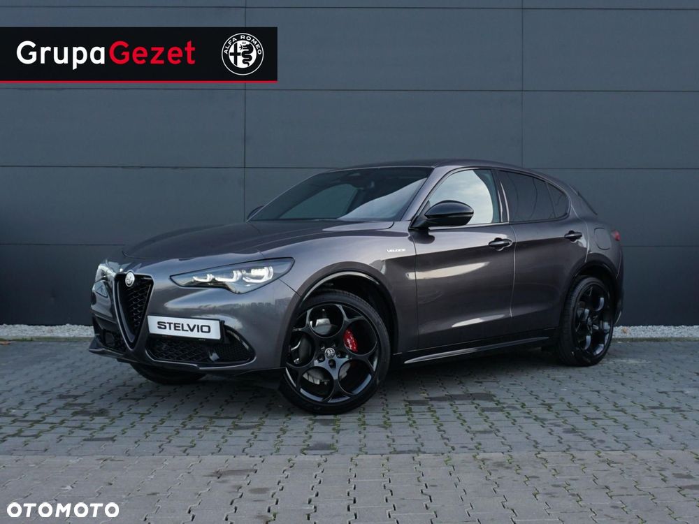 Alfa Romeo Stelvio - 16