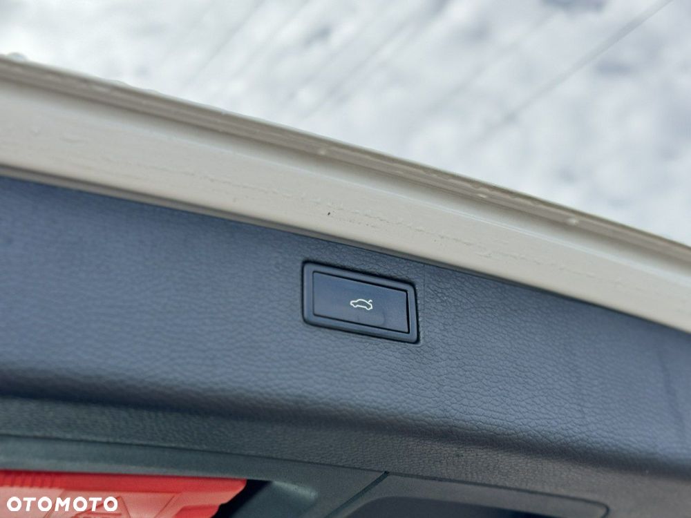 Volkswagen Passat Alltrack - 39