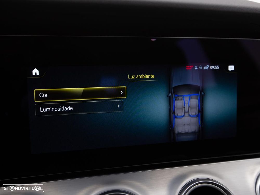 Mercedes-Benz E 300 de 4Matic 9G-TRONIC Avantgarde - 29