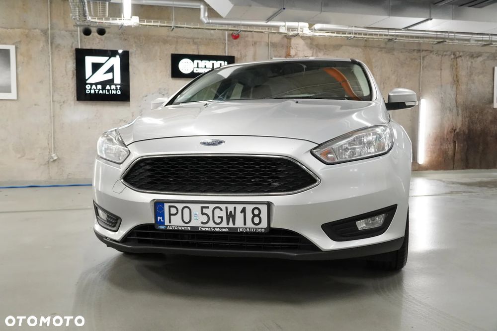 Ford Focus - 11