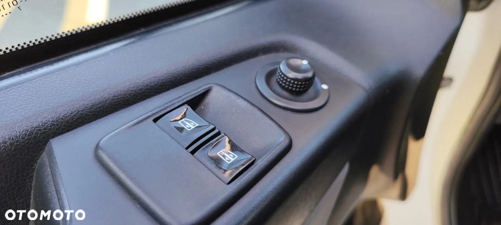 Renault Trafic III - 9