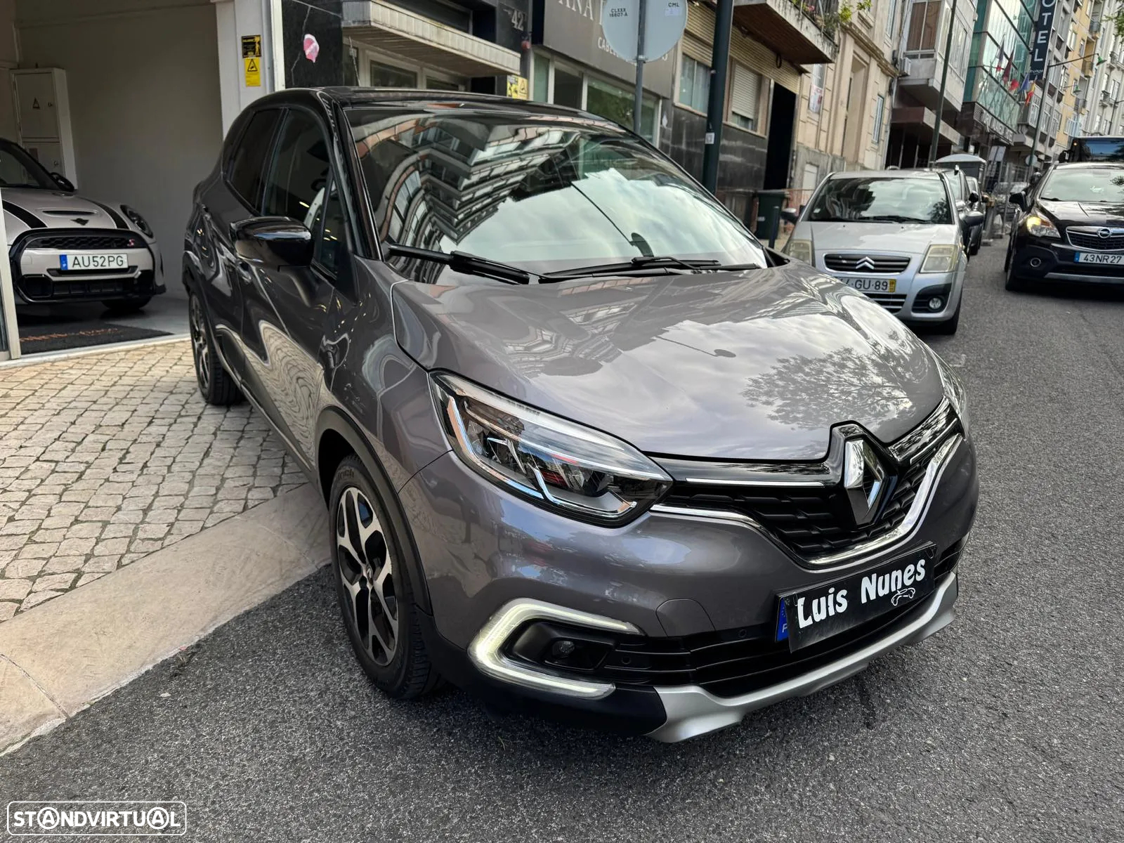 Renault Captur 1.5 dCi Exclusive EDC - 6
