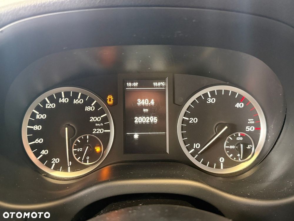 Mercedes-Benz Vito - 20