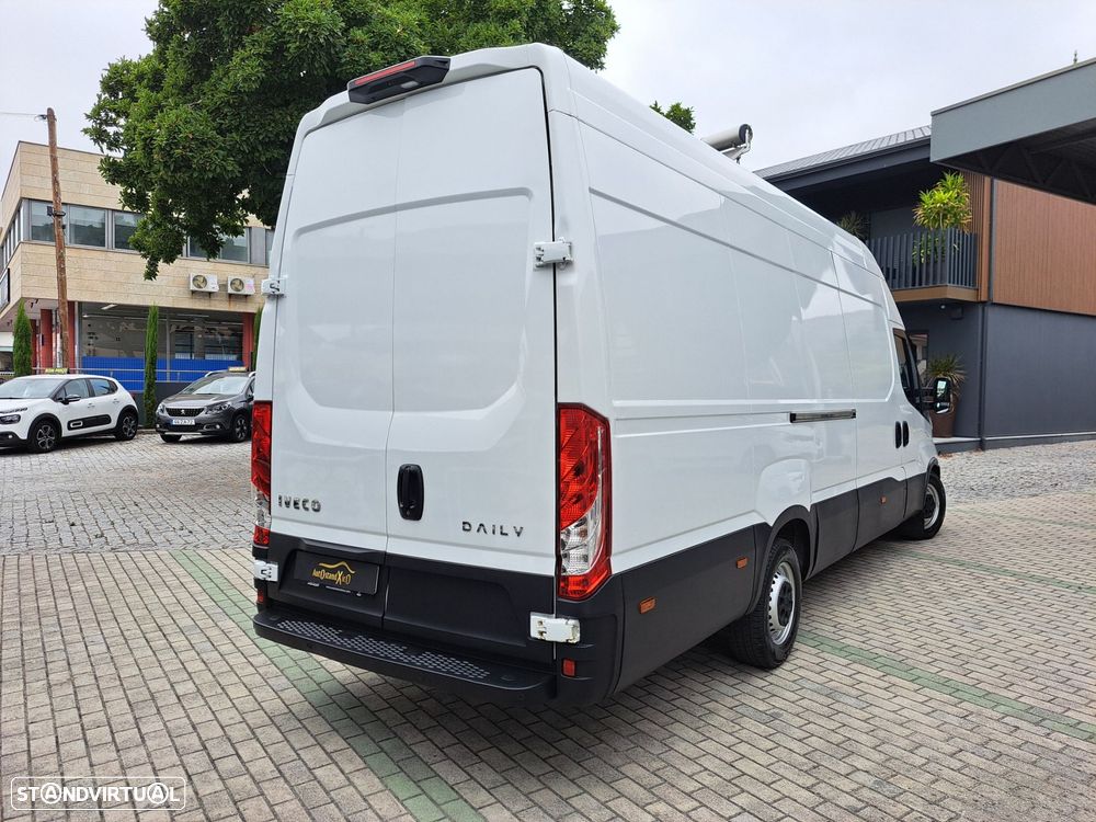 Iveco Daily 35S16 2.3 L4H3 Caixa automática - 2