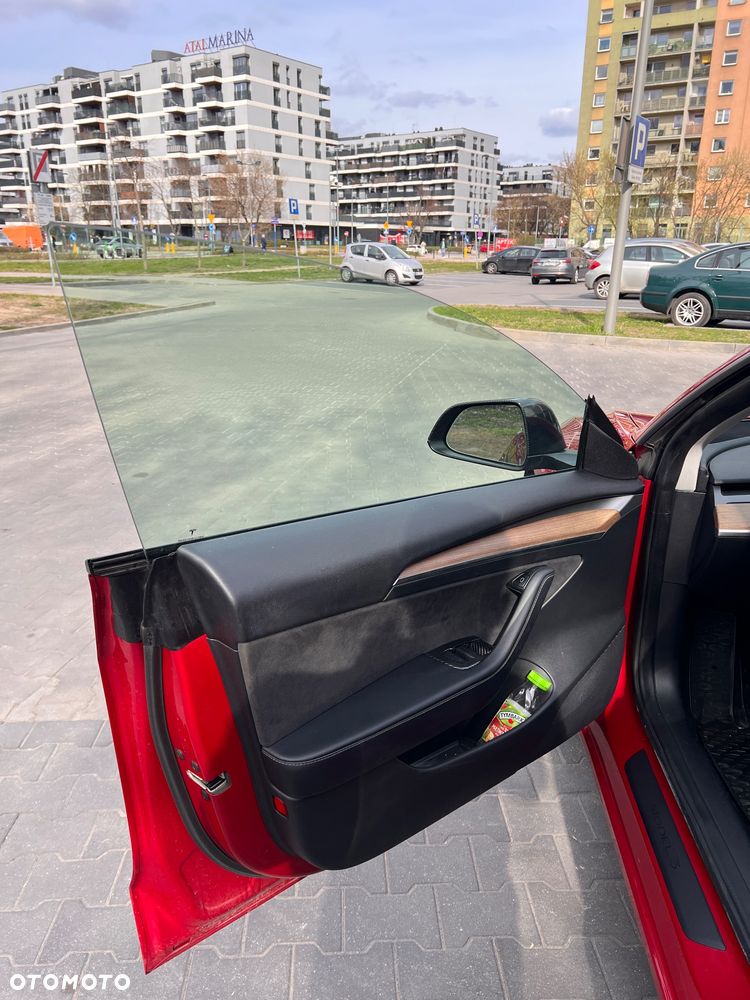 Tesla Model 3 - 18