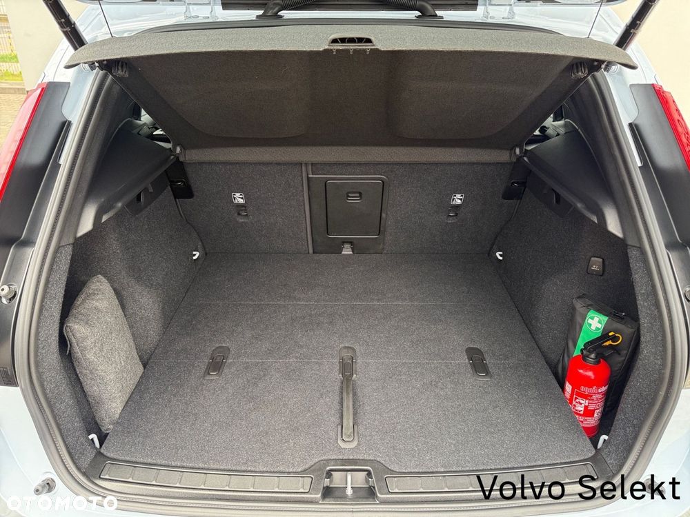 Volvo XC 40 - 28