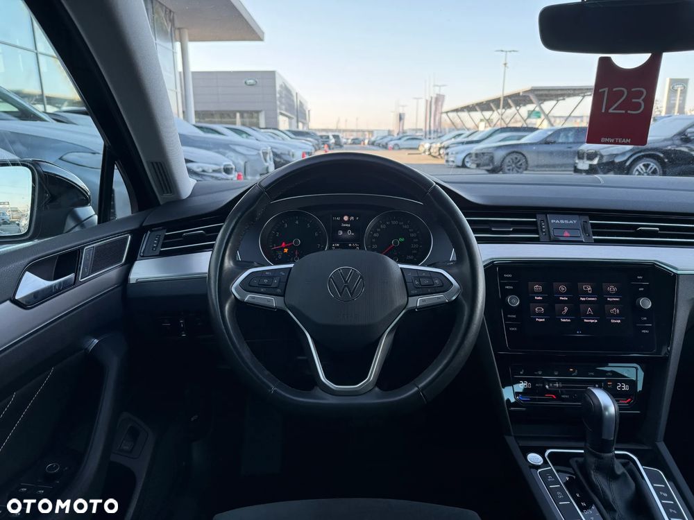 Volkswagen Passat 2.0 TSI Elegance DSG - 19