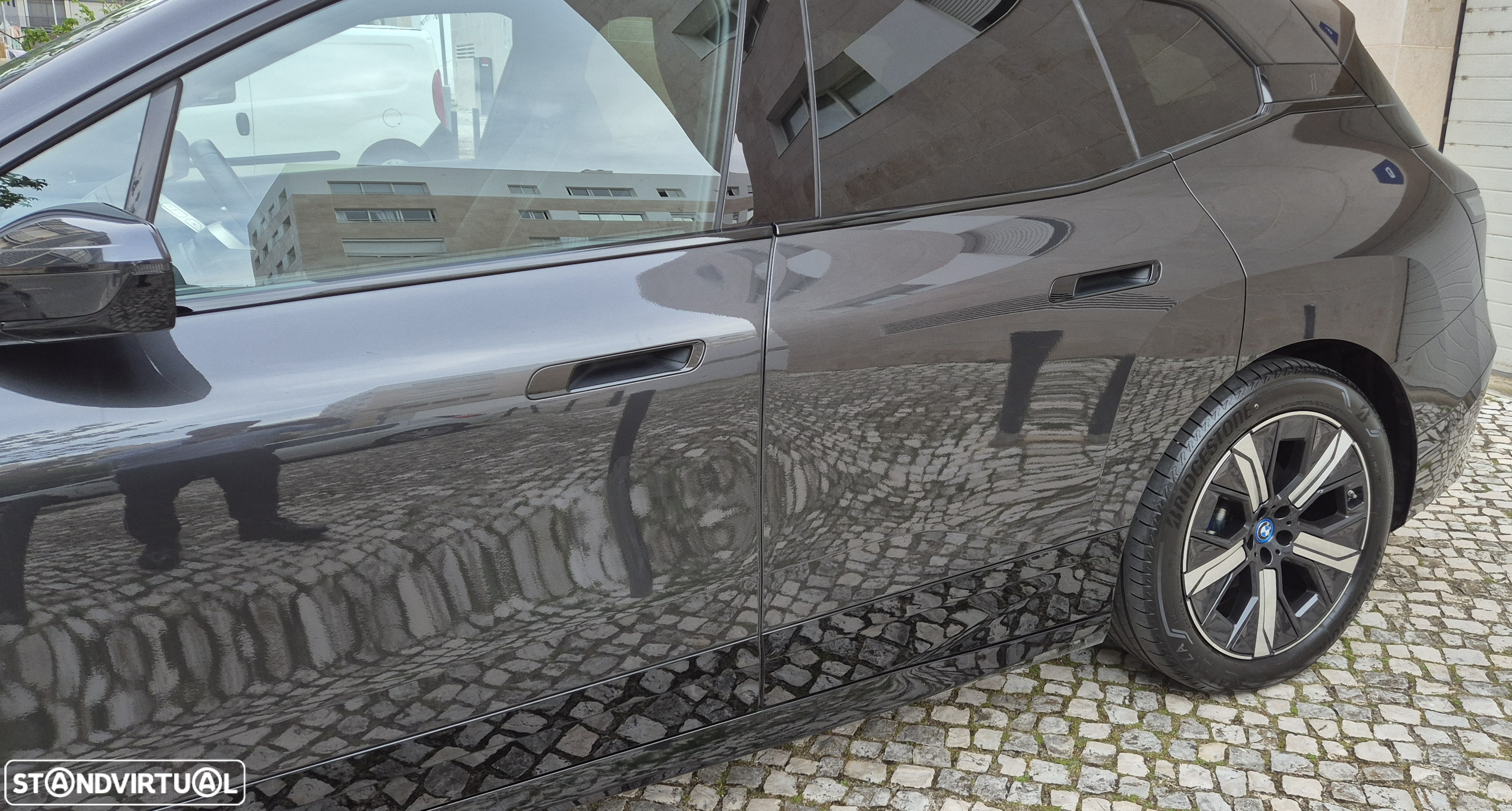 BMW iX xDrive 40 Pack Desportivo - 20