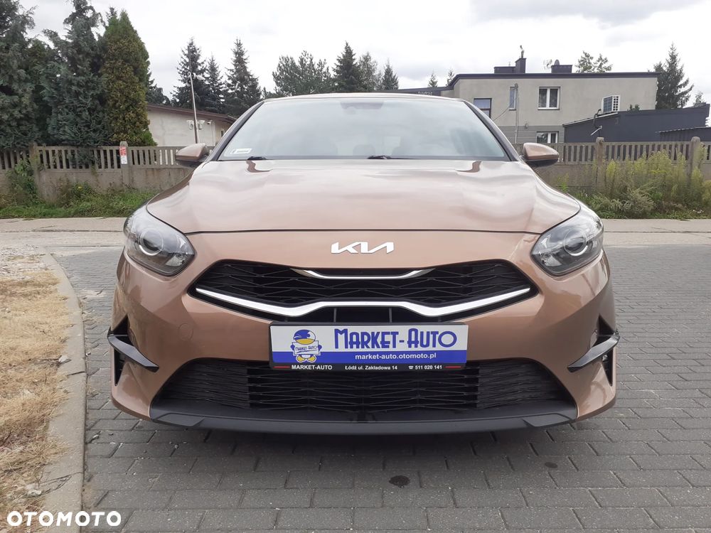 Kia Ceed - 9