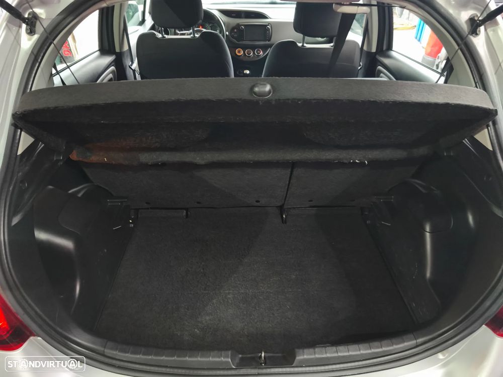 Toyota Yaris 1.4 D-4D Comfort 99g - 34