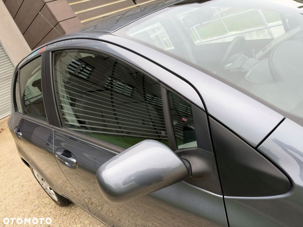 Toyota Yaris - 28