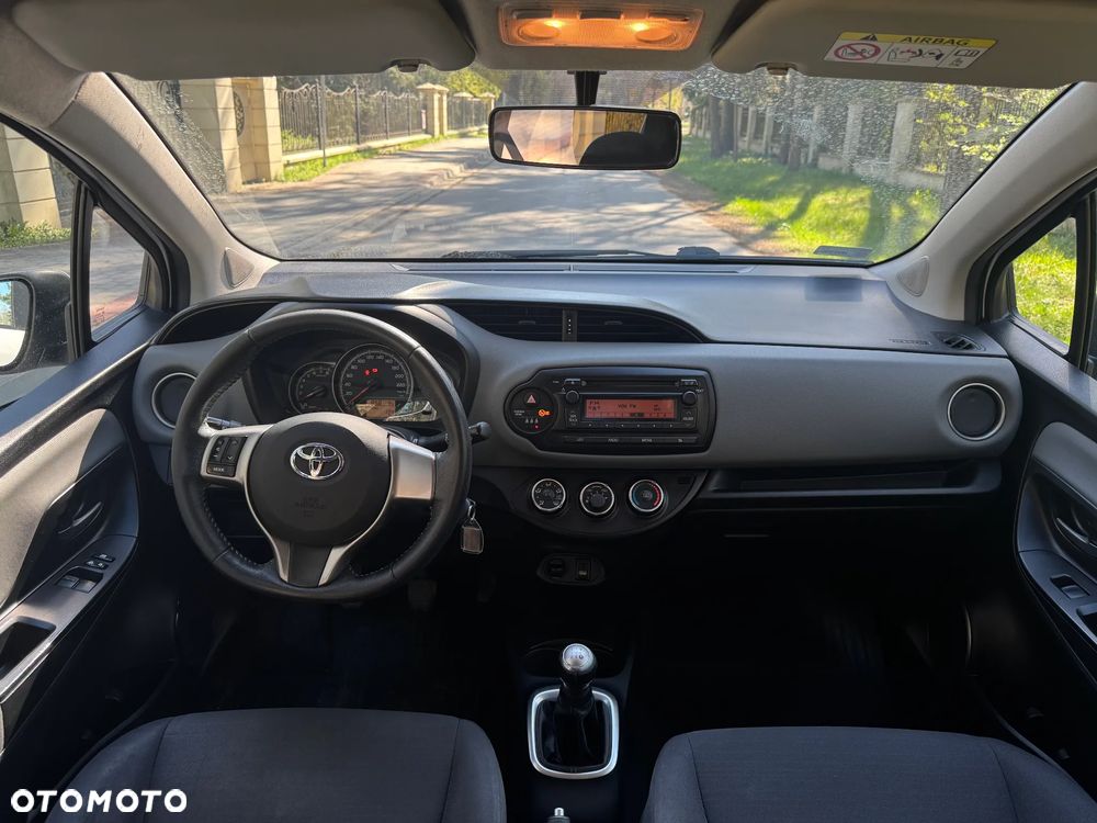 Toyota Yaris 1.0 Active - 5