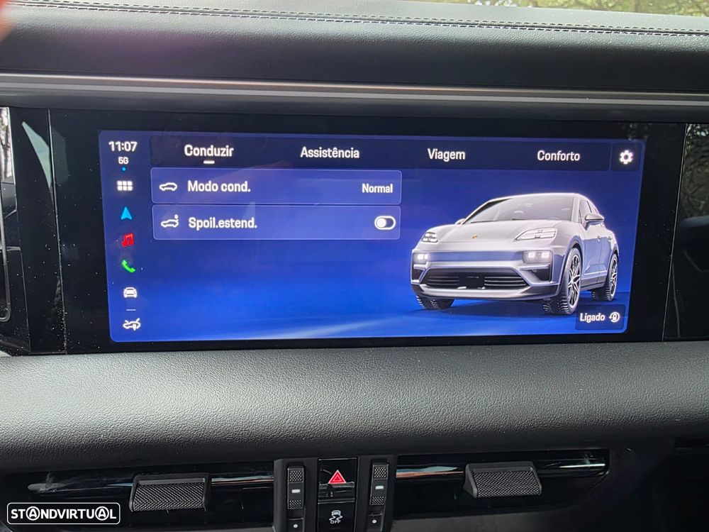 Porsche Macan Electric 4 - 13