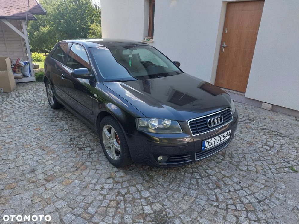 Audi A3 3-drzwiowe 1.6 Ambiente - 1
