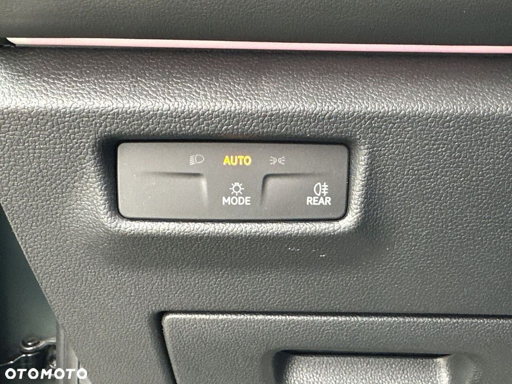 Volkswagen Tiguan 1.5 eTSI Life DSG - 23