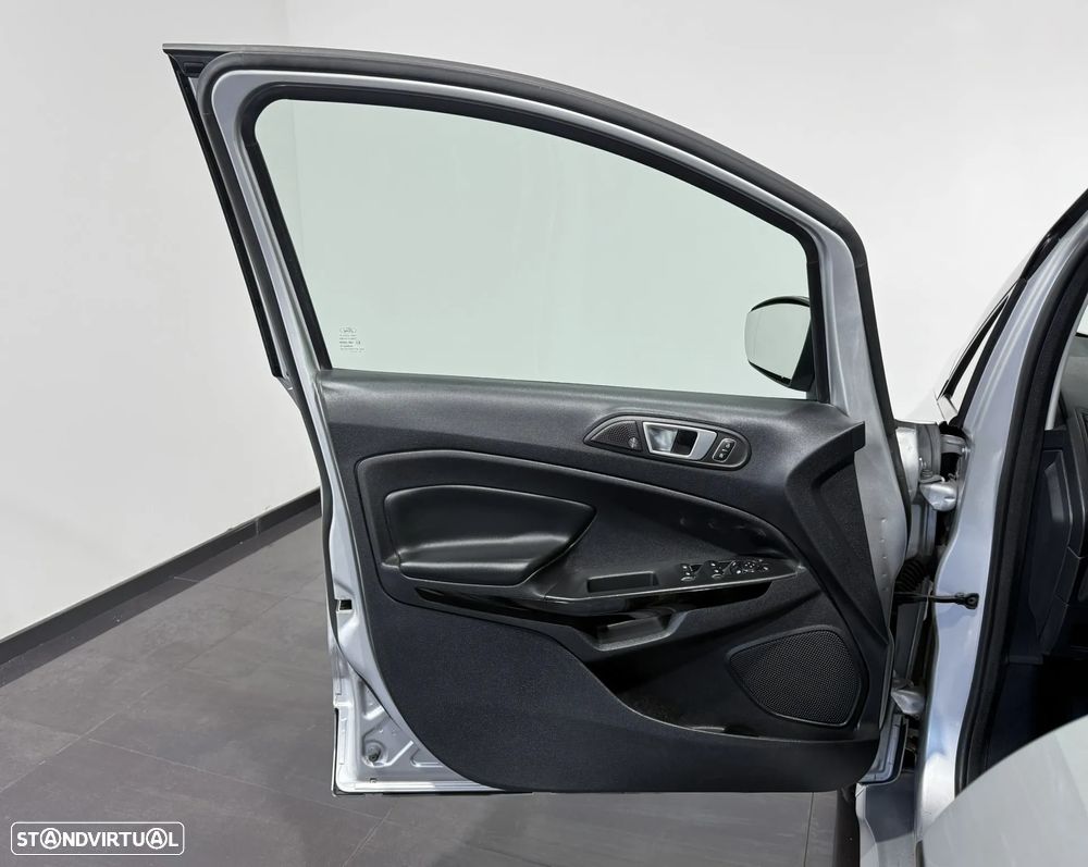 Ford EcoSport 1.0 EcoBoost ST-Line Plus - 17