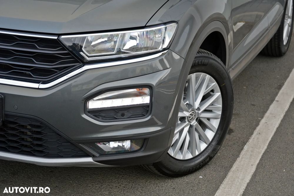 Volkswagen T-Roc - 30