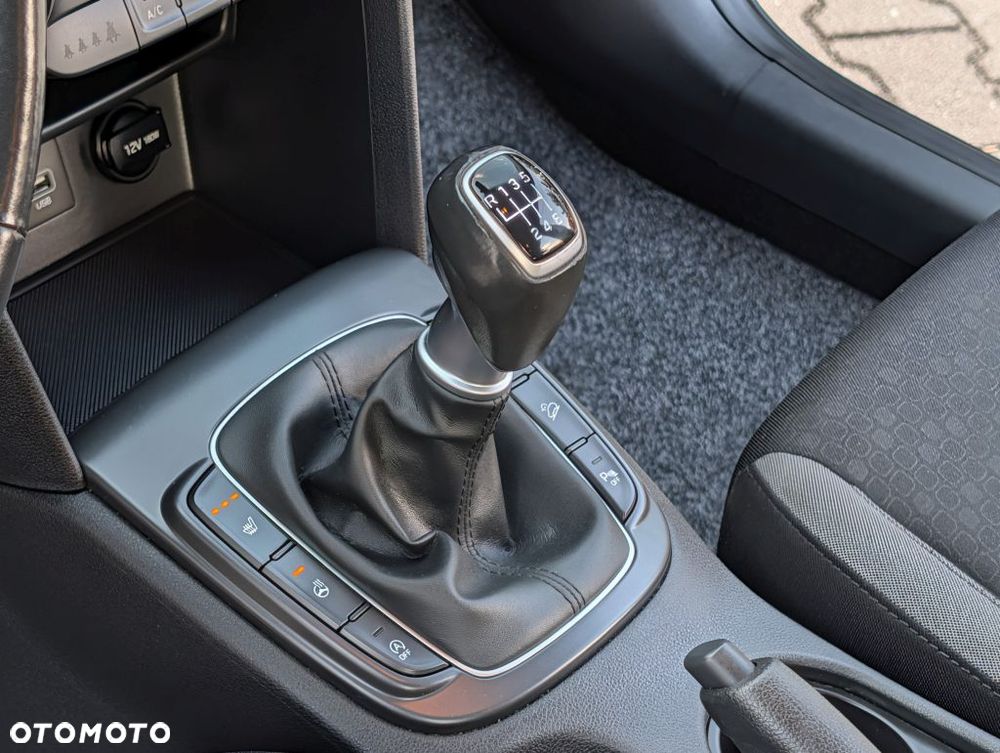 Hyundai Kona - 30