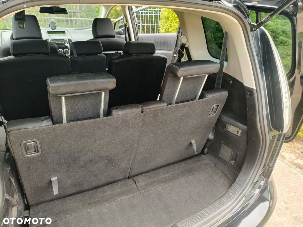 Mazda 5 - 10