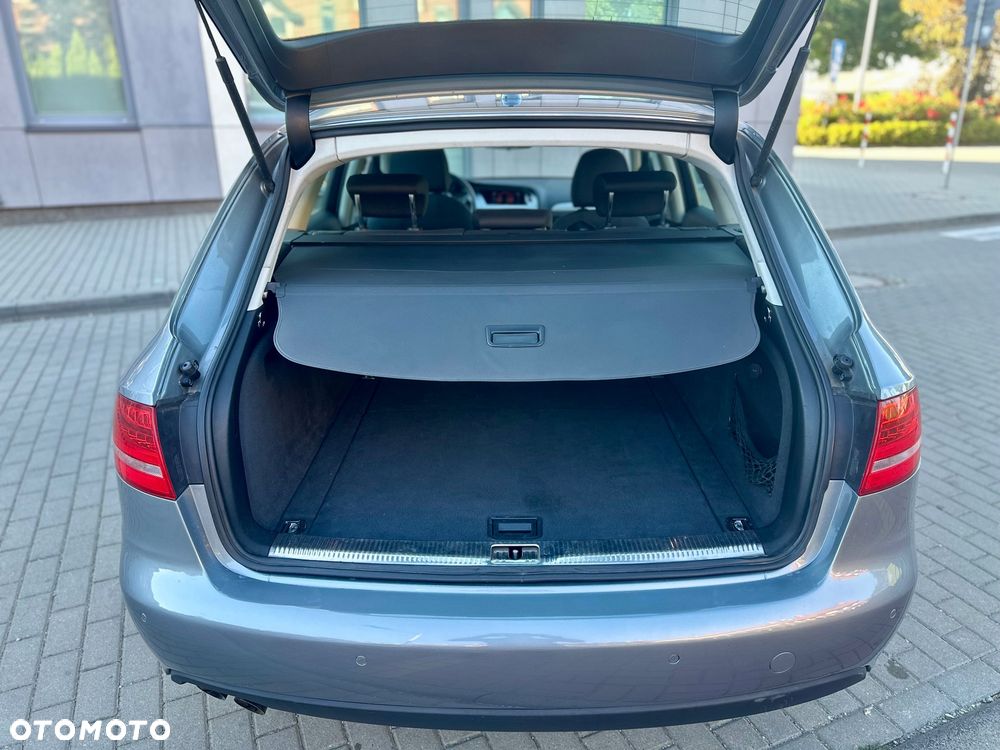 Audi A4 Avant 2.0 TDI DPF multitronic Ambiente - 15