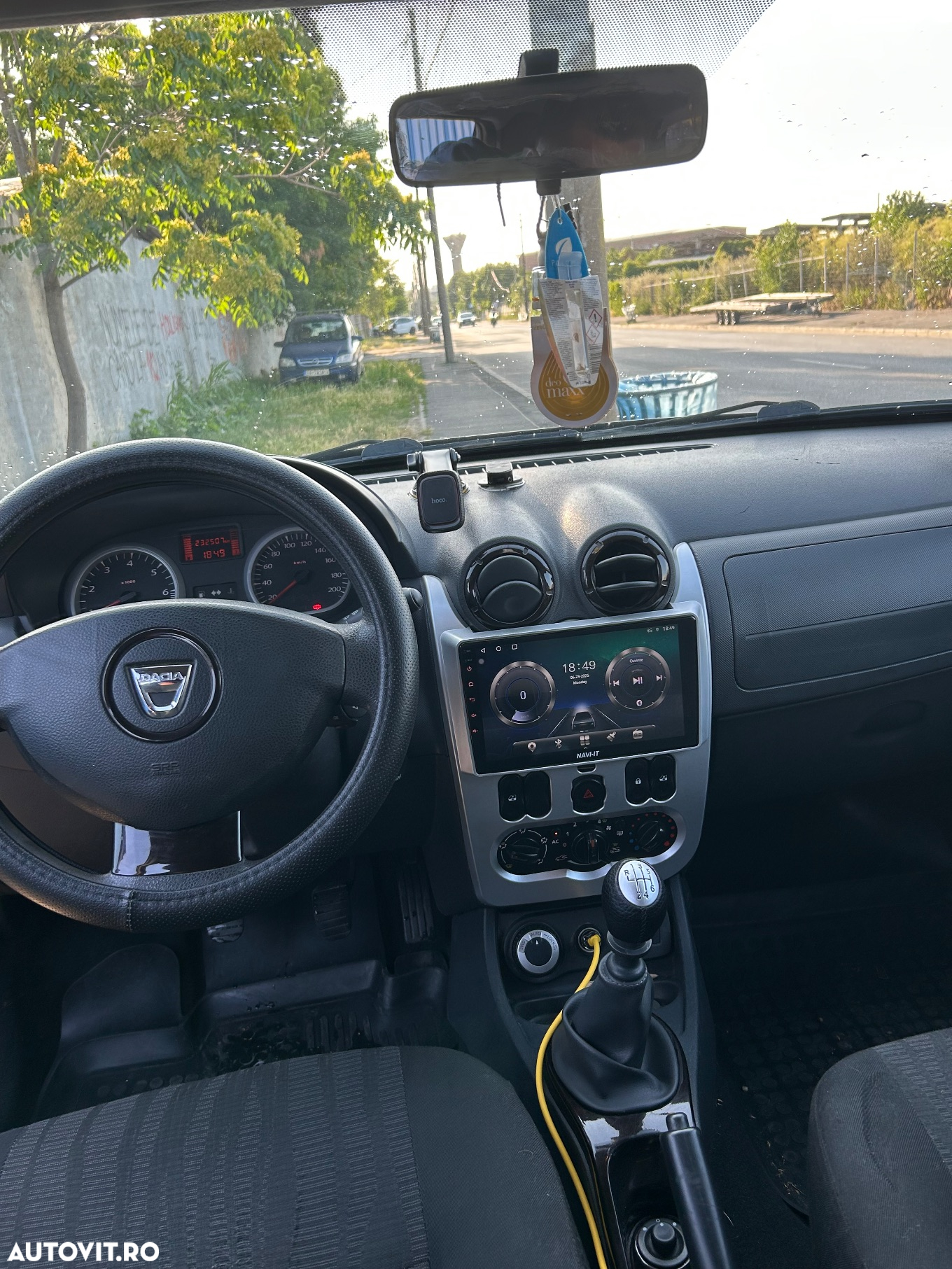 Dacia Duster 1.6 4x4 - 7
