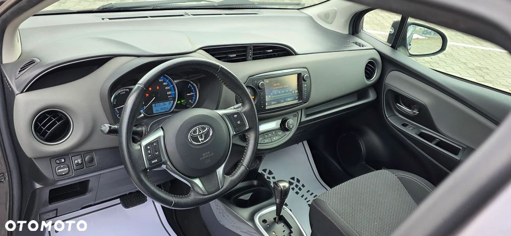 Toyota Yaris 1.5 VVT-i Launch Edition - 13