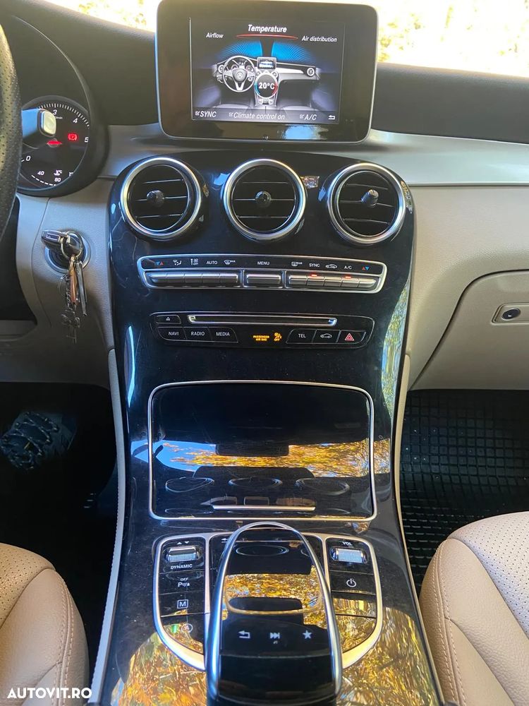 Mercedes-Benz GLC - 3