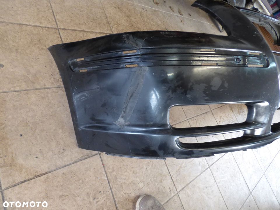Zderzak przedni przód Toyota Avensis T25 02-06 - 2
