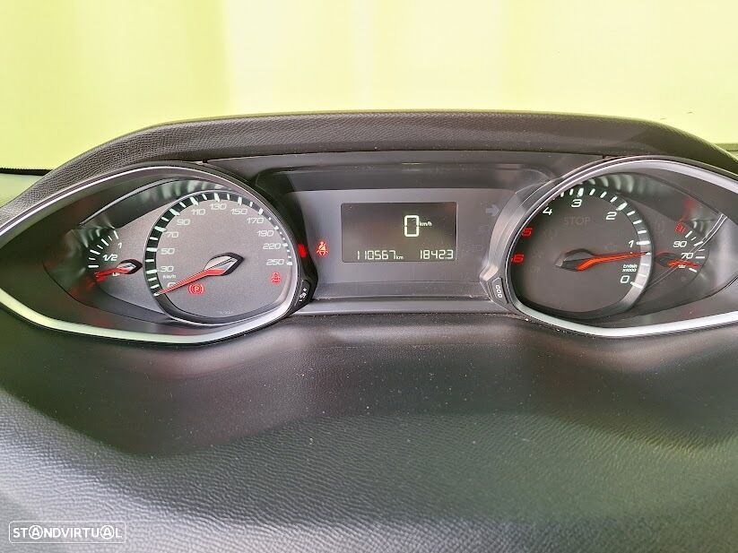 Peugeot 308 SW 1.5 BlueHDi Style - 17