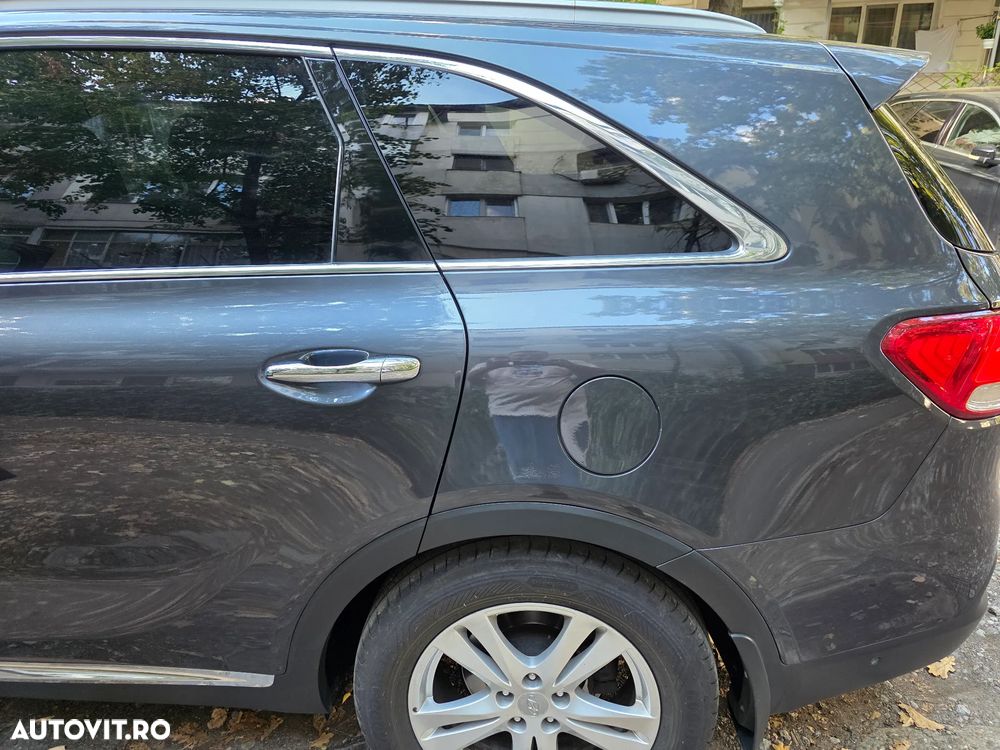 Kia Sorento 2.2 DSL 6AT 4x4 Cosmo - 8