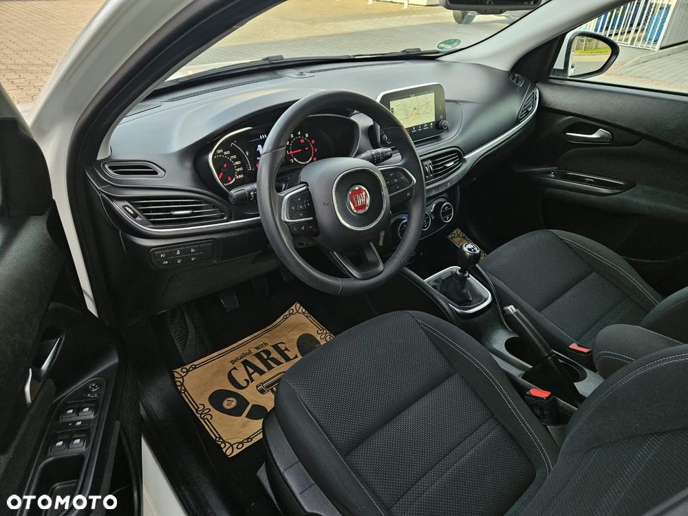 Fiat Tipo 1.4 T-Jet Business Line - 19
