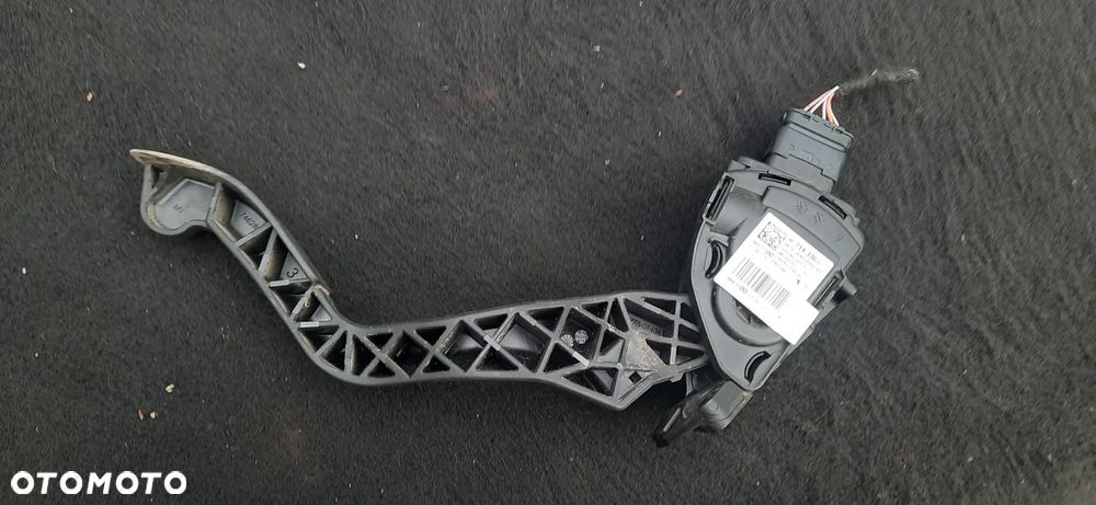 Peugeot 301 Peugeot Citroen C-Elysée    Wentylator Dmuchawa Kabiny  1b1930100 5p4330000 Pedał gazu Potencjometr 9671433680 6pv009949-40 - 9