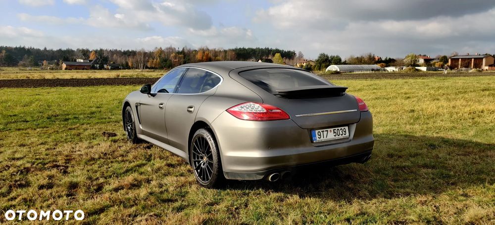 Porsche Panamera 4S - 4