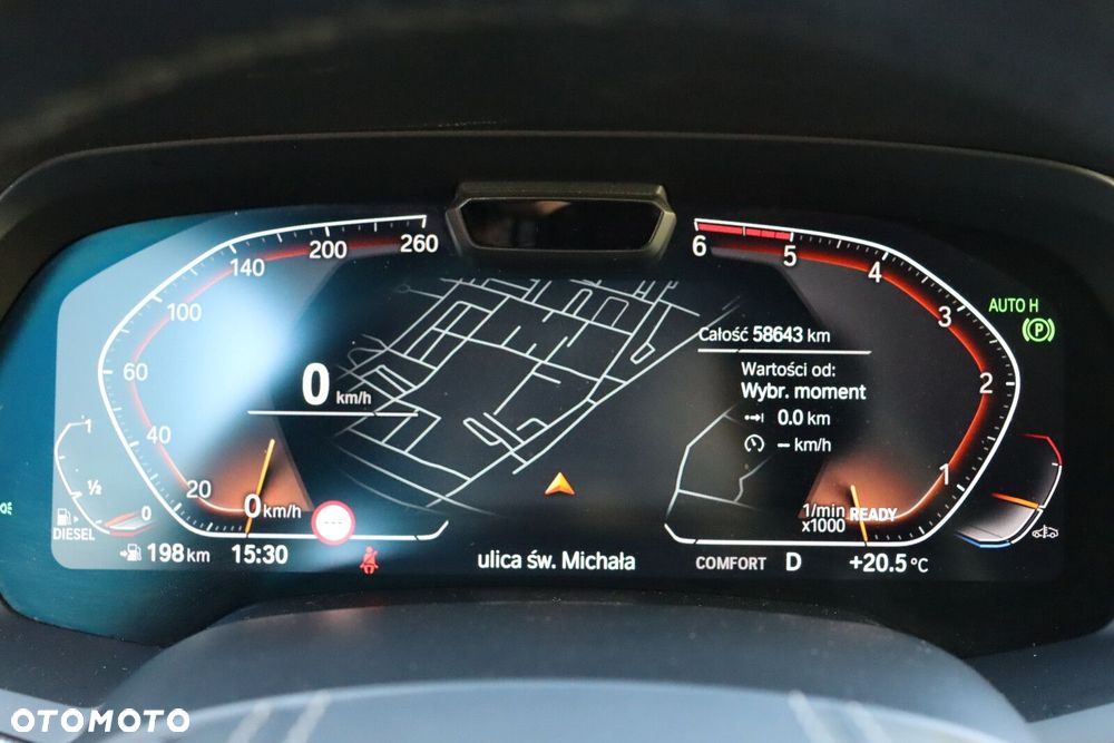 BMW X6 xDrive40d mHEV - 16