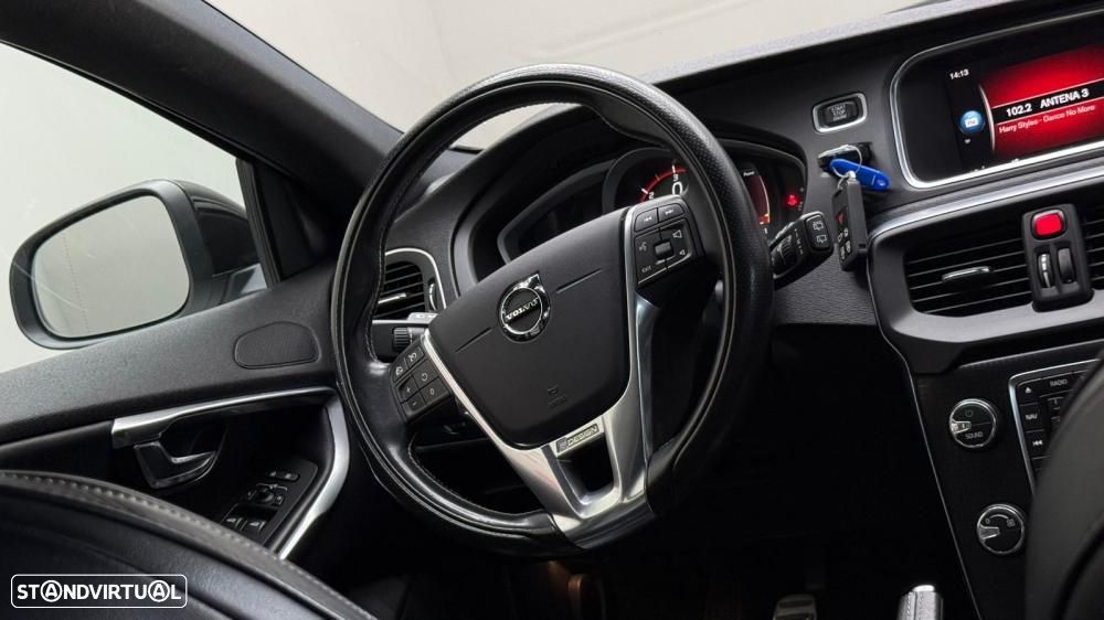 Volvo V40 2.0 D2 R-Design - 22