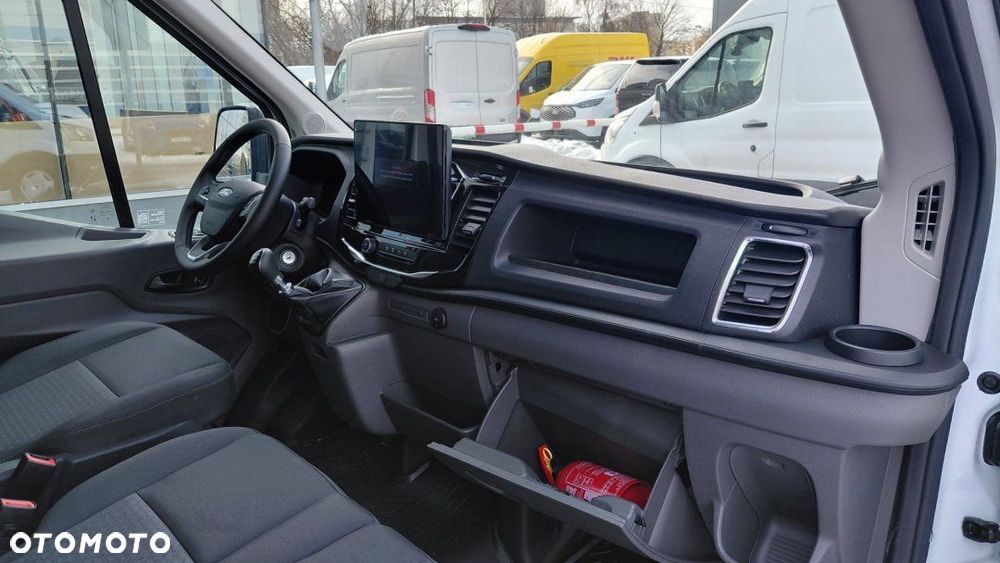 Ford Transit - 27
