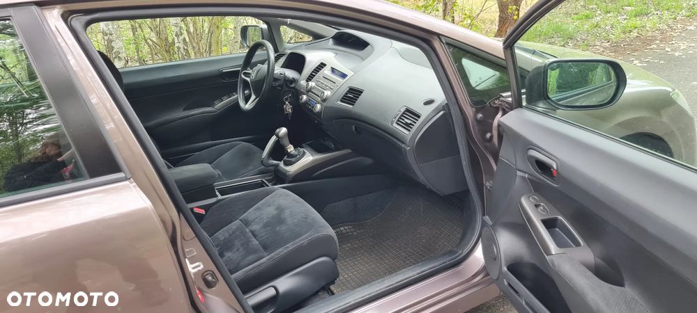 Honda Civic 1.8 Comfort - 4