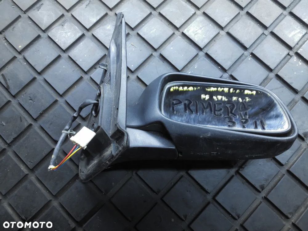 LUSTERKO PRAWE NISSAN PRIMERA P11 LIFT 5PIN EUROPA - 2