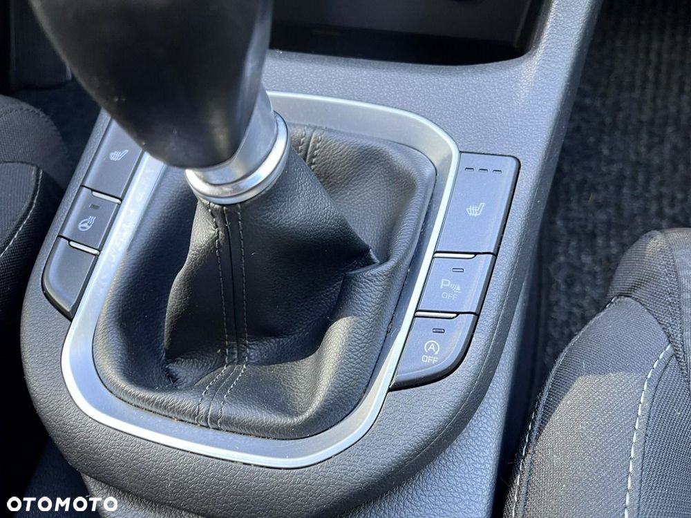 Hyundai i30 - 16