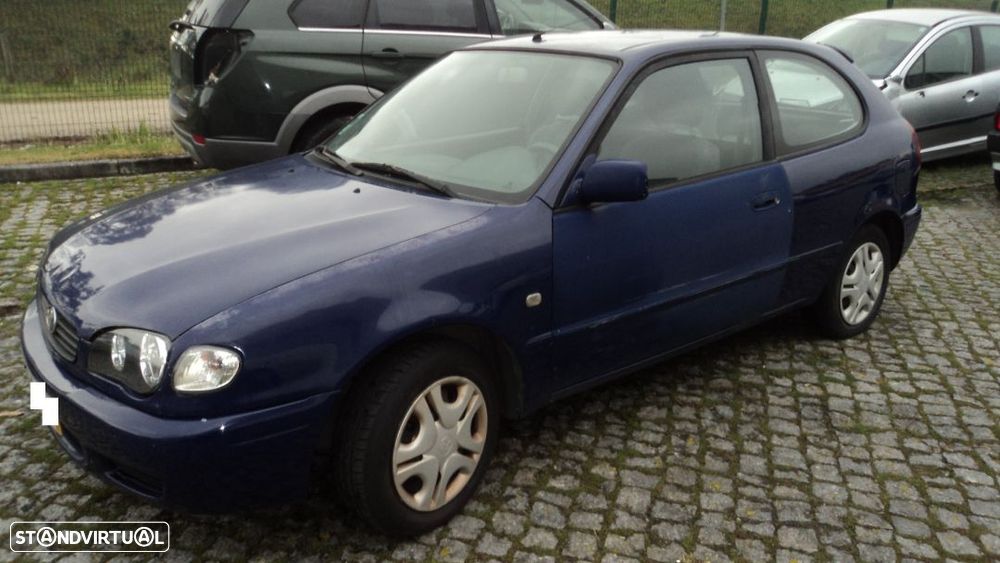 Toyota Corolla E11 1.9D Van 2000 - Para Peças - 2