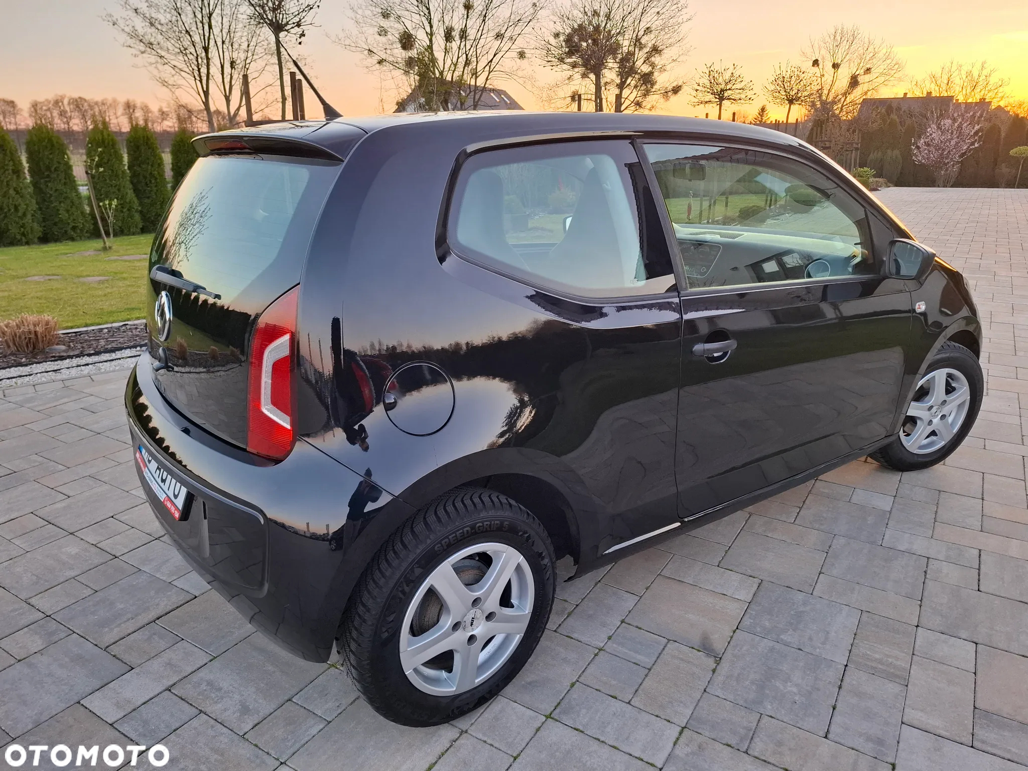 Volkswagen up! 1.0 street - 19