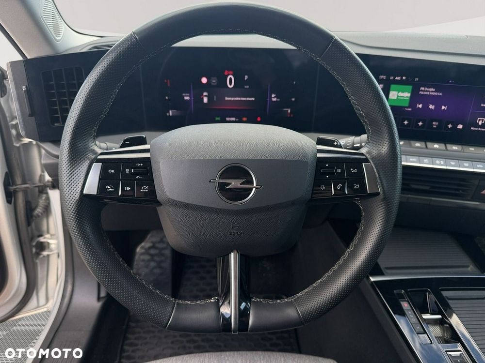 Opel Astra - 16