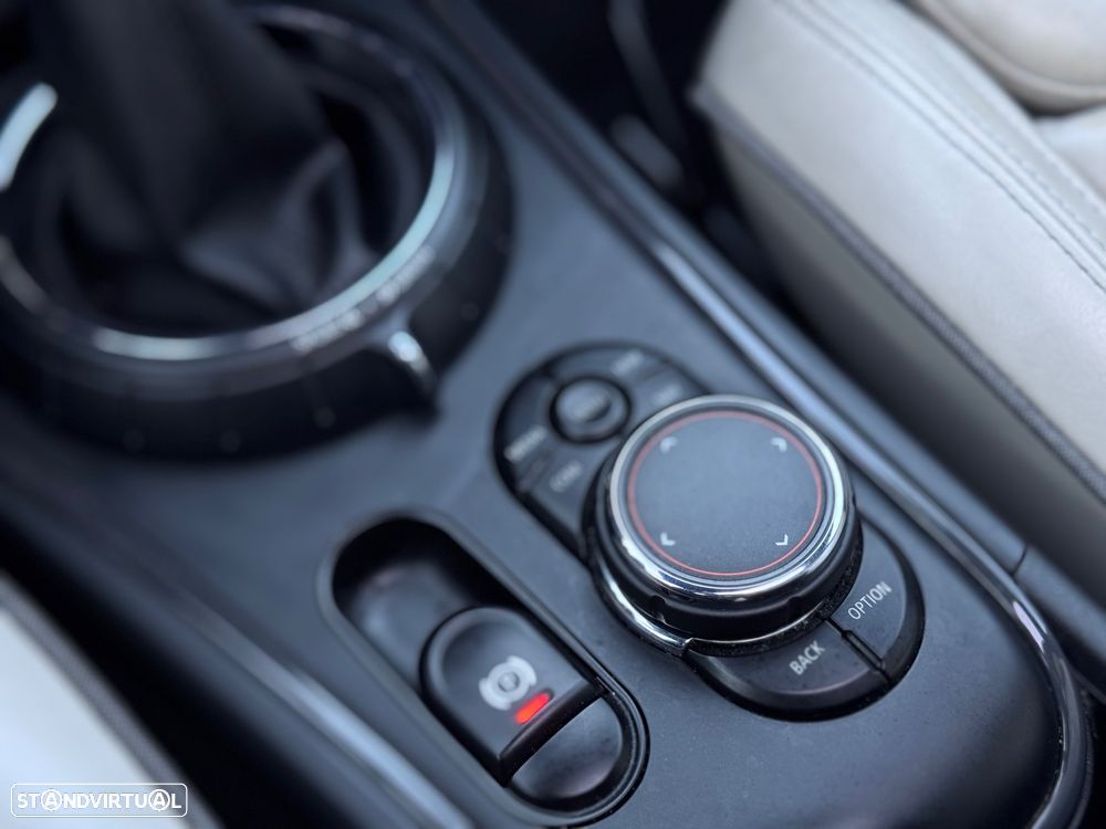 MINI Countryman Cooper D Auto - 20