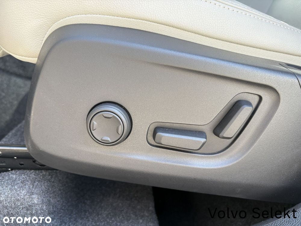 Volvo XC 40 - 11