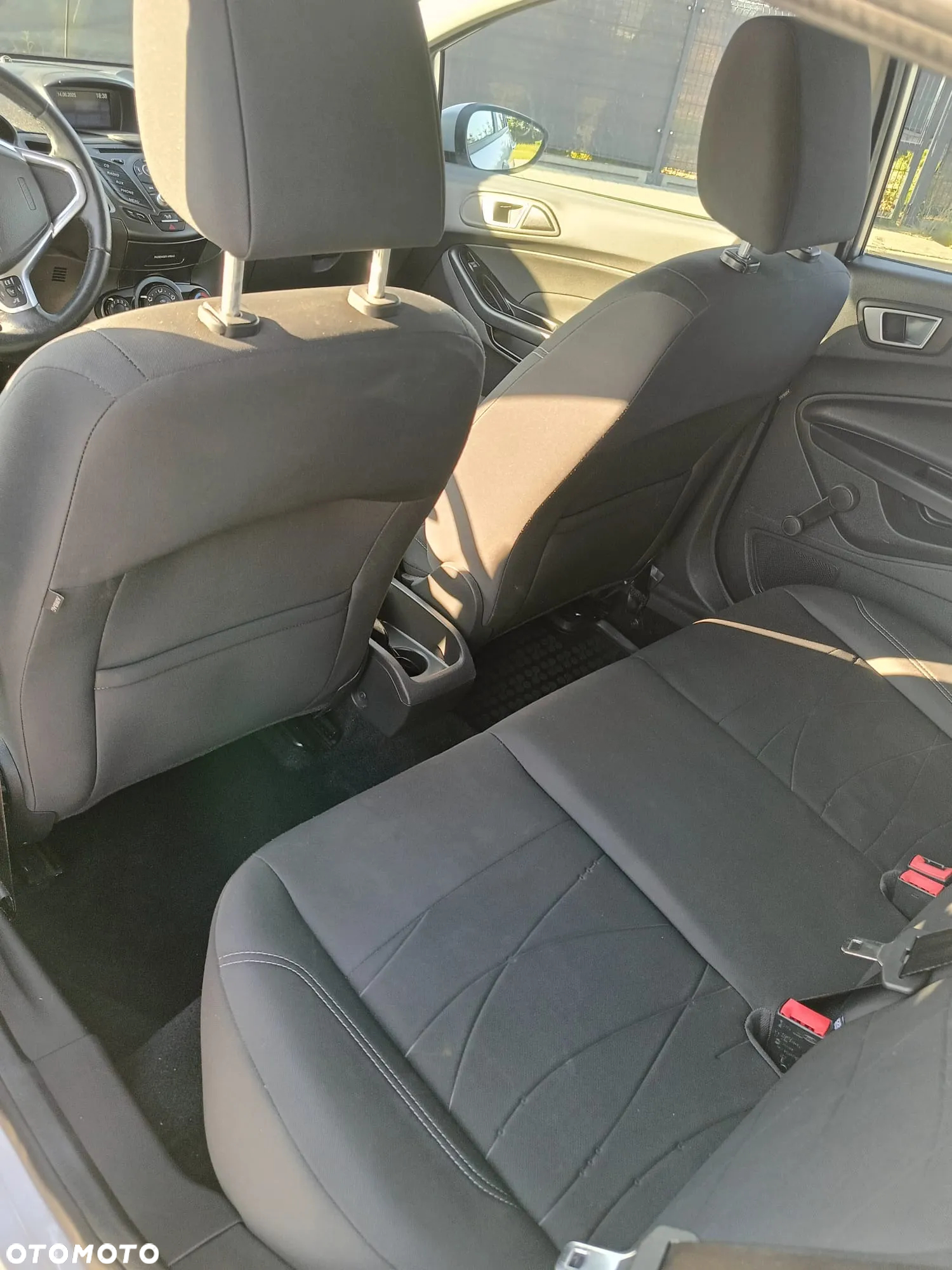 Ford Fiesta 1.0 Trend EU6 - 11